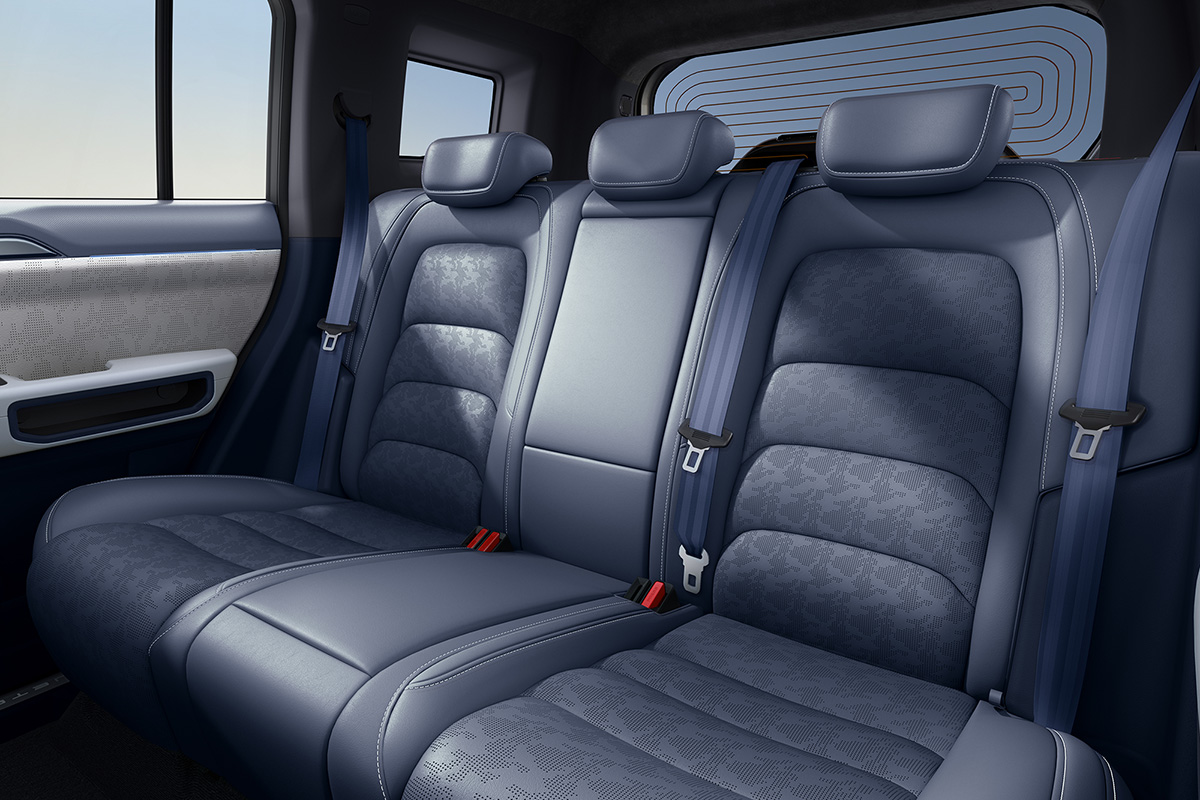 Fully reclined rear seats