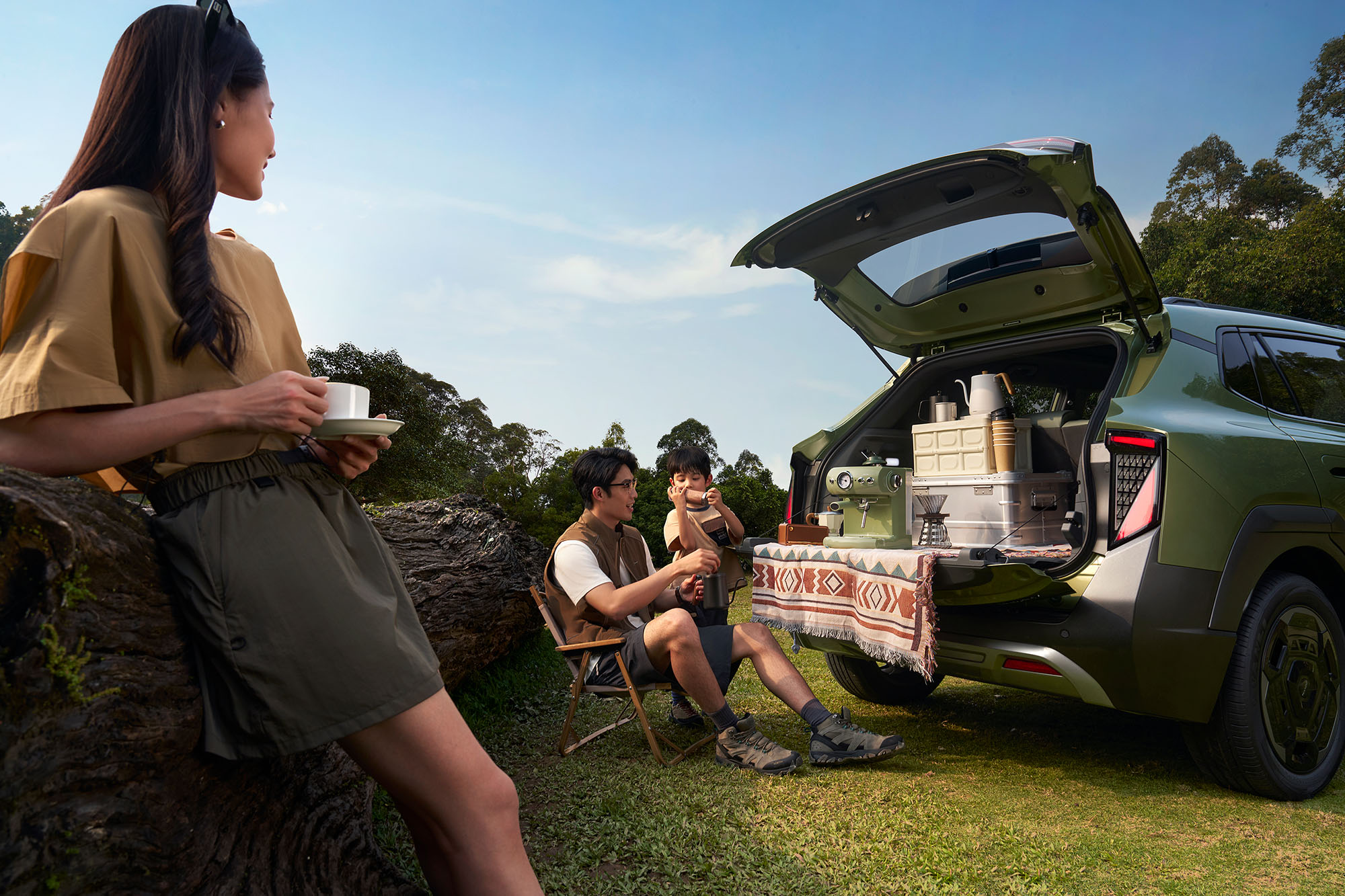 Split Heaven and Earth Tailgate